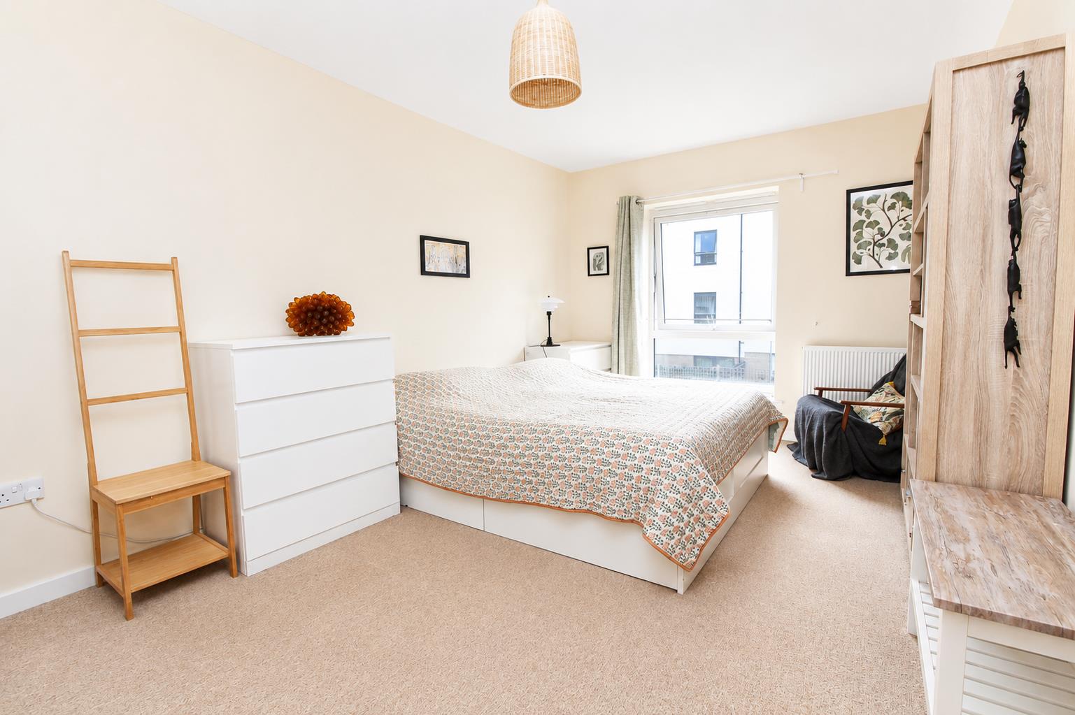 Sweetbriar Avenue, Carshalton